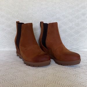SOREL Joan of Arctic Wedge ll Chelsea Boots
